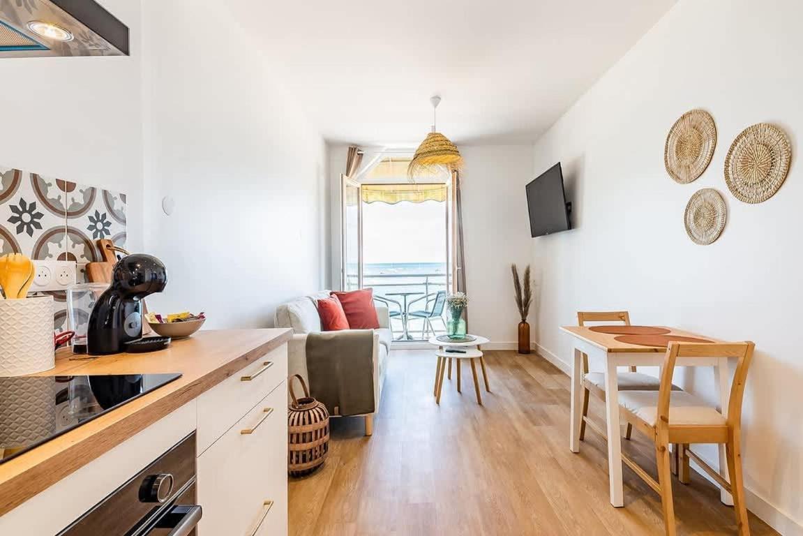 Les Pieds Dans L'Eau - Appartment 1 - Vue Mer Cancale Bagian luar foto