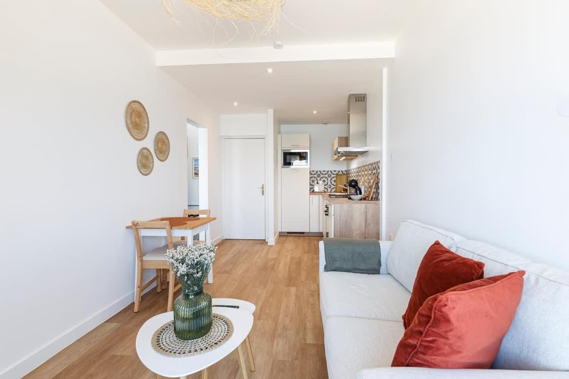 Les Pieds Dans L'Eau - Appartment 1 - Vue Mer Cancale Bagian luar foto