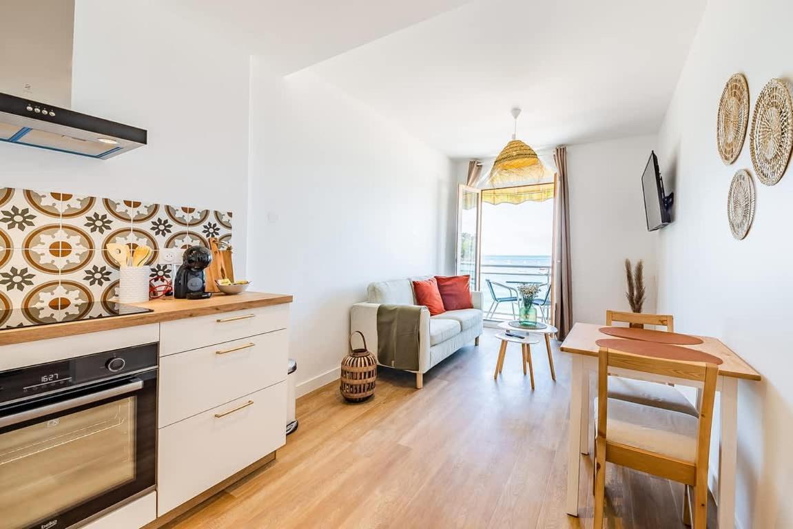 Les Pieds Dans L'Eau - Appartment 1 - Vue Mer Cancale Bagian luar foto